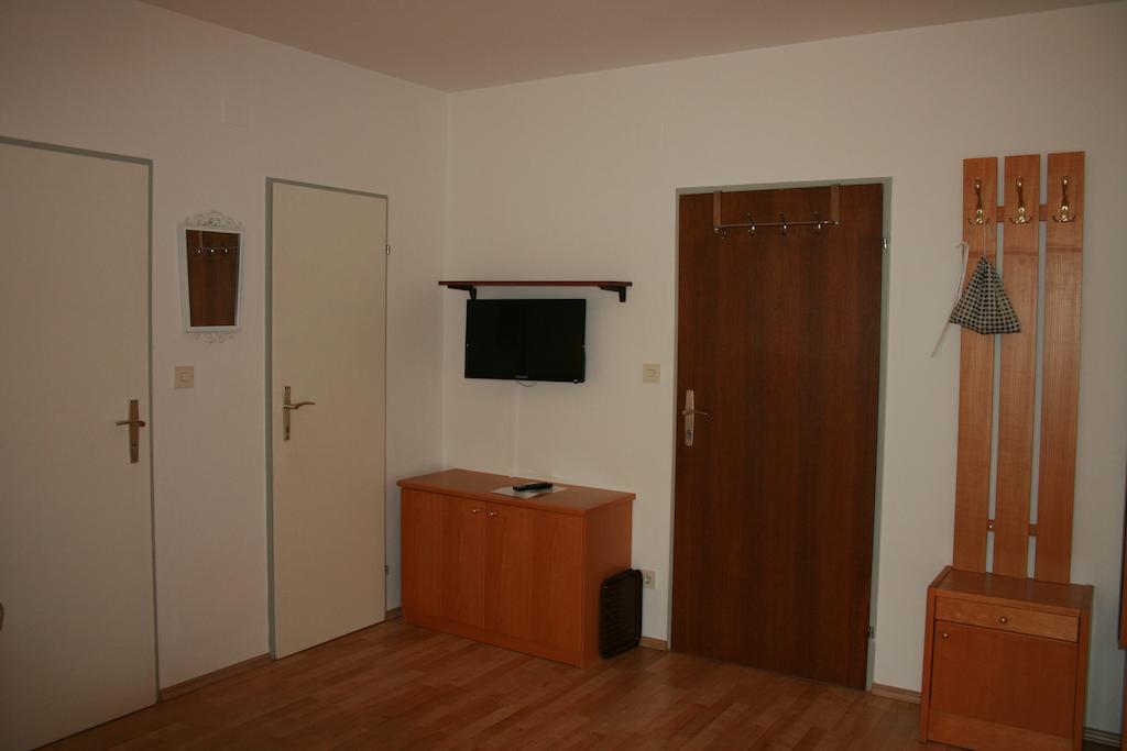 Appartementhaus Lafenthaler mit kostenlosem Eintritt in Alpentherme Bad Hofgastein Zimmer foto
